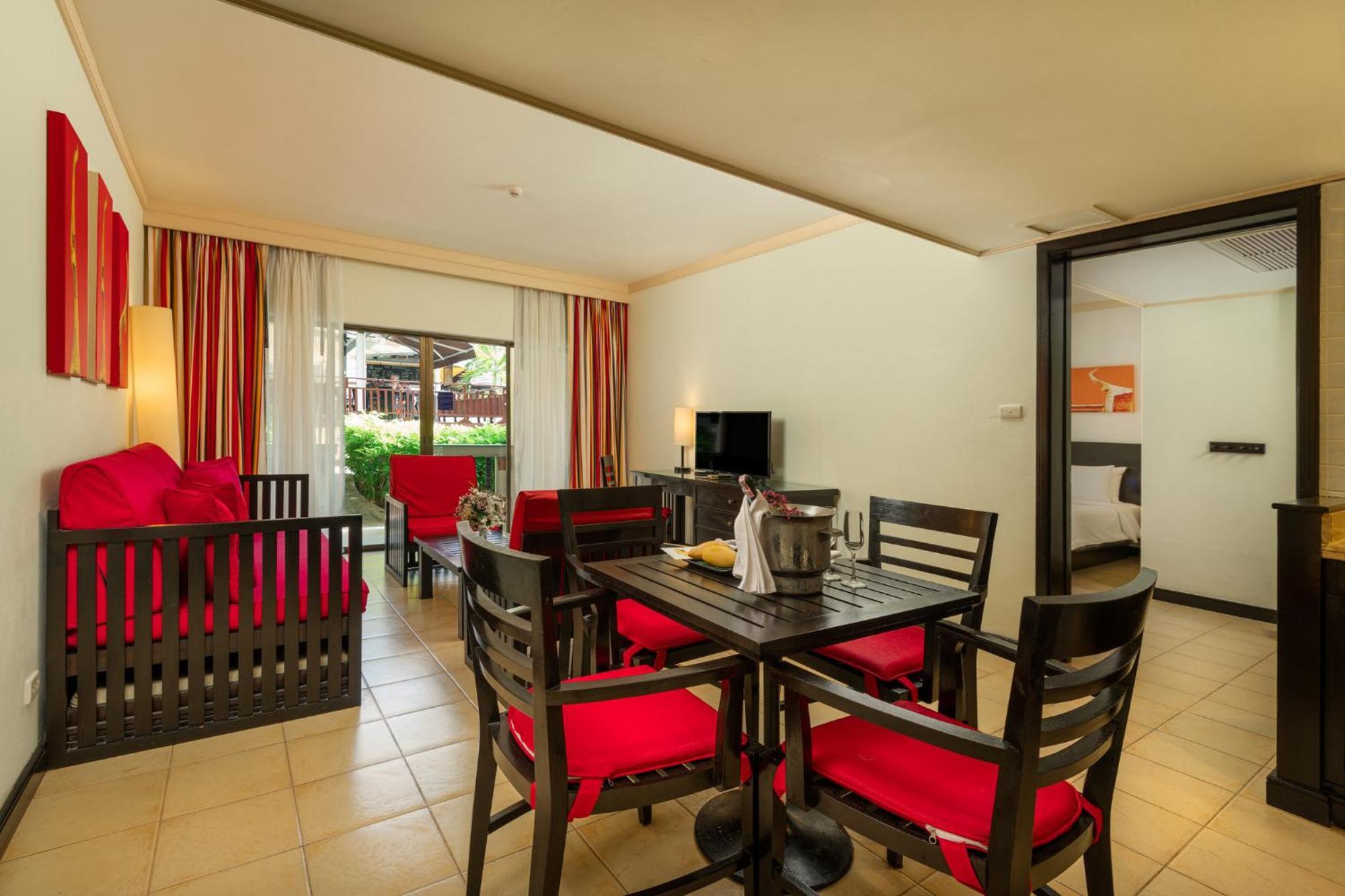 Centara Phuket होटल